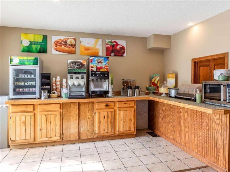 Quality Inn Lakefront St. Ignace Exterior foto