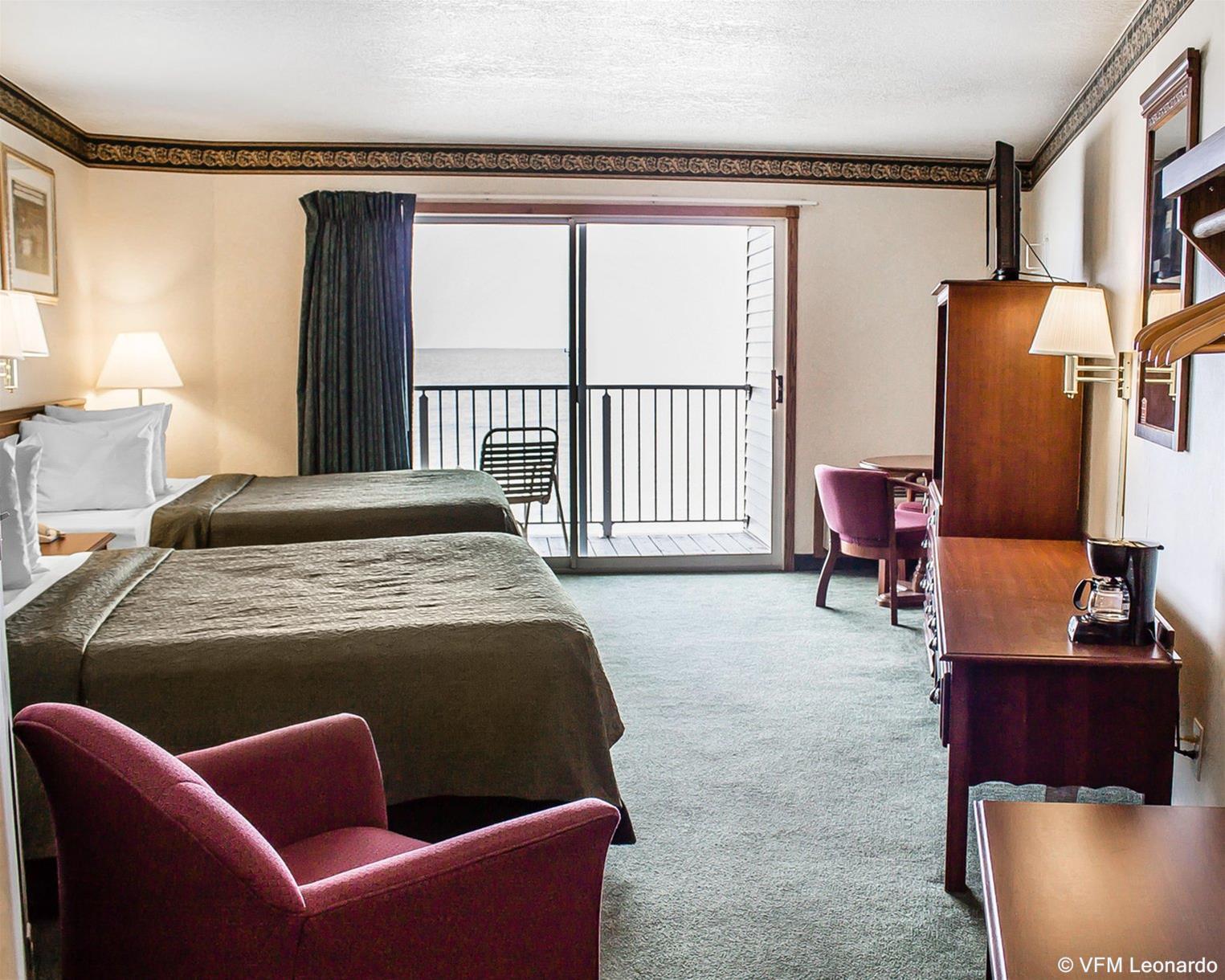 Quality Inn Lakefront St. Ignace Exterior foto
