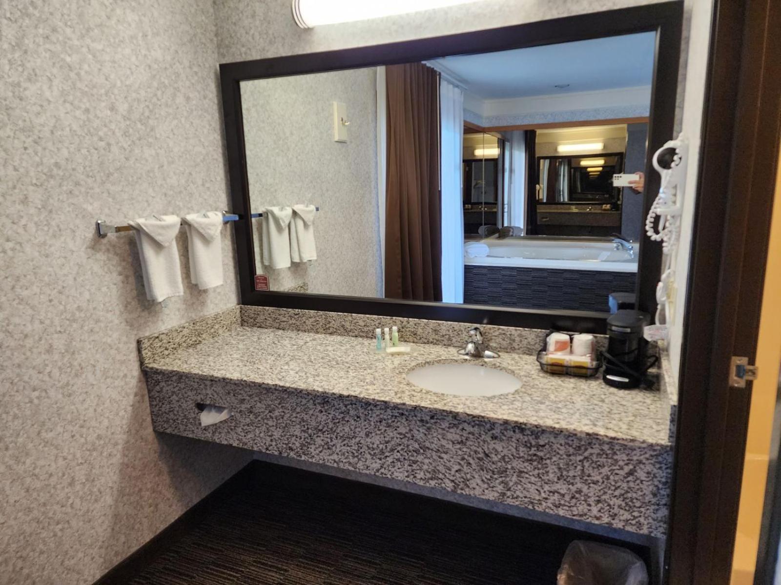 Quality Inn Lakefront St. Ignace Exterior foto